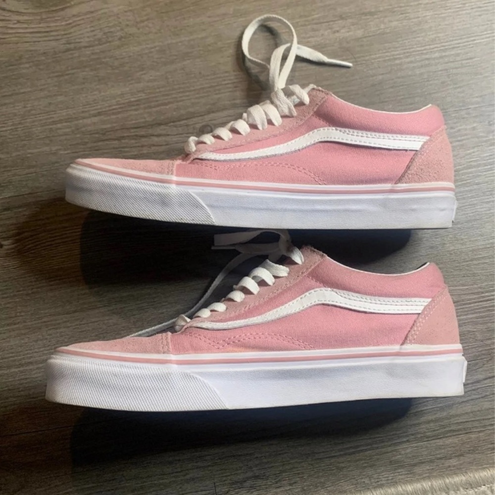 Womens Vans Size 8